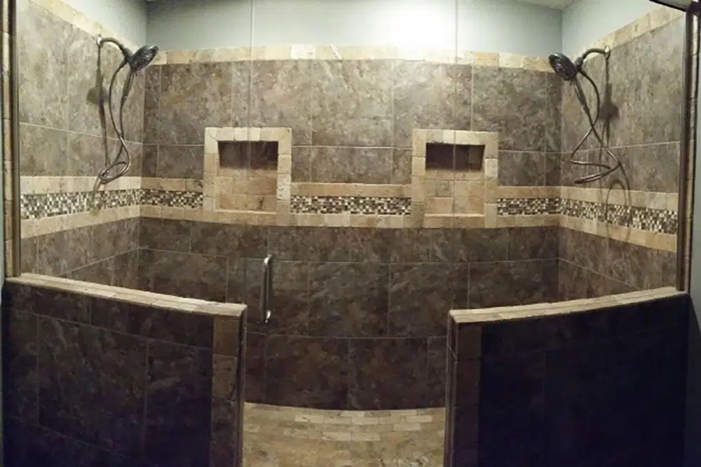 028Tile Bathroom