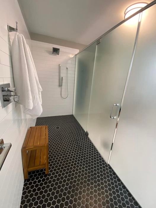 Bathroom Shower 02