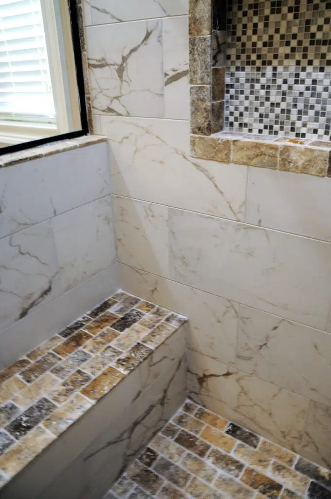 MB Shower Interior 2